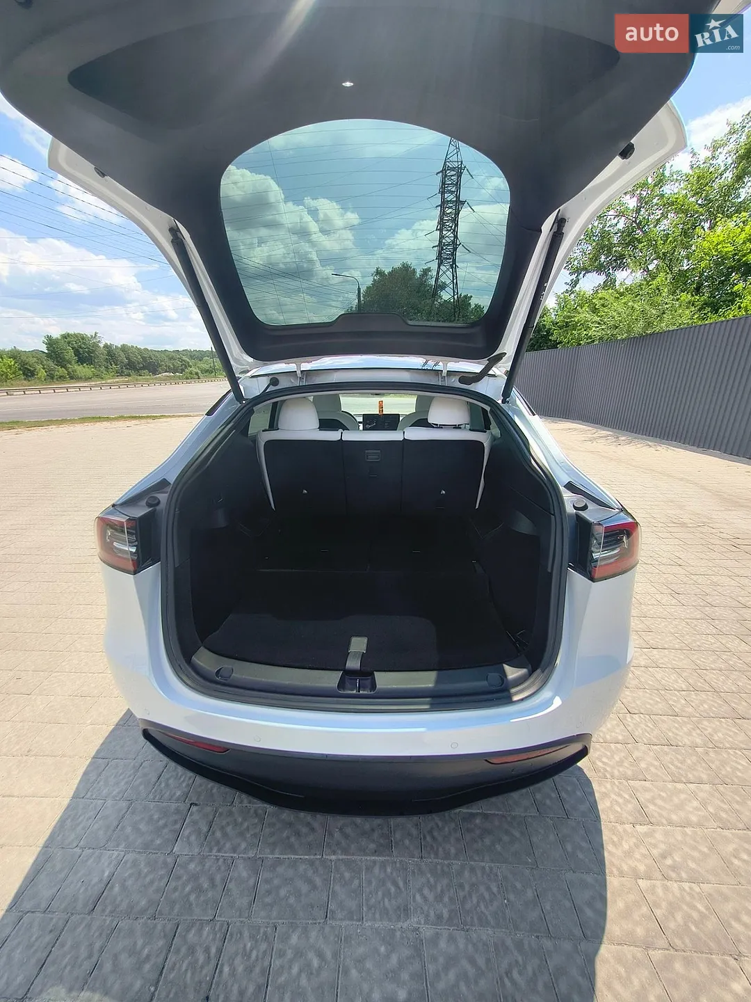 2021 Tesla Model Y - мініатюра 33