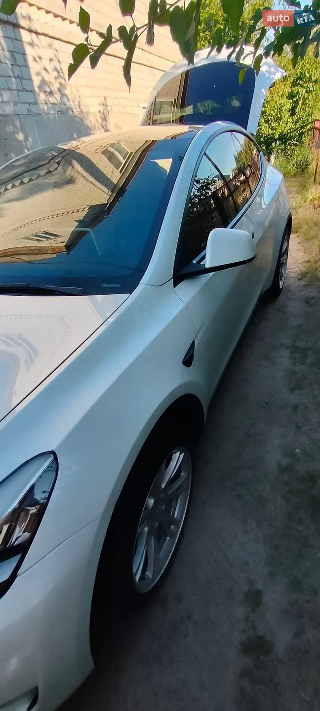 2021 Tesla Model Y - мініатюра 4