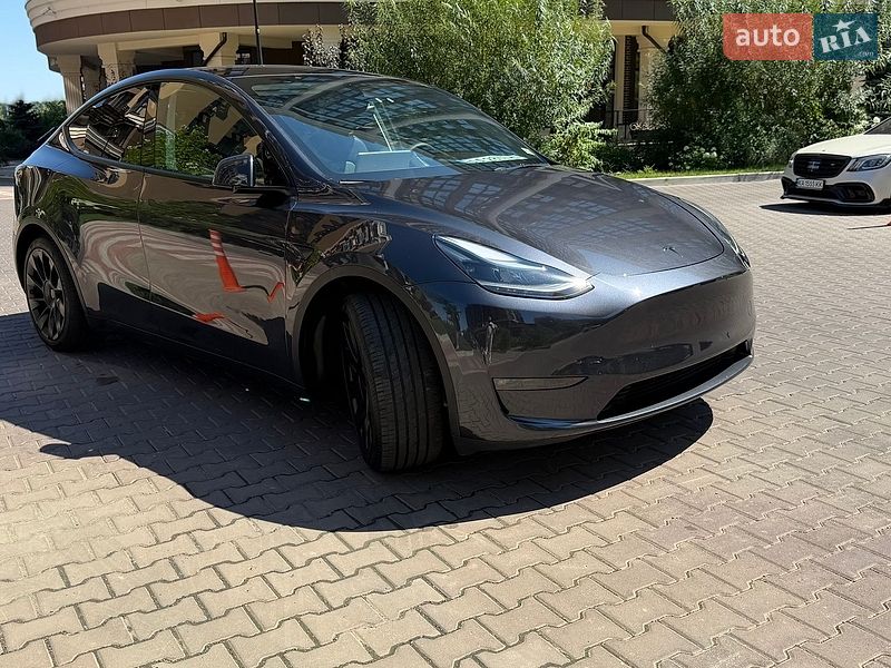 Внедорожник / Кроссовер Tesla Model Y 2024 в Киеве