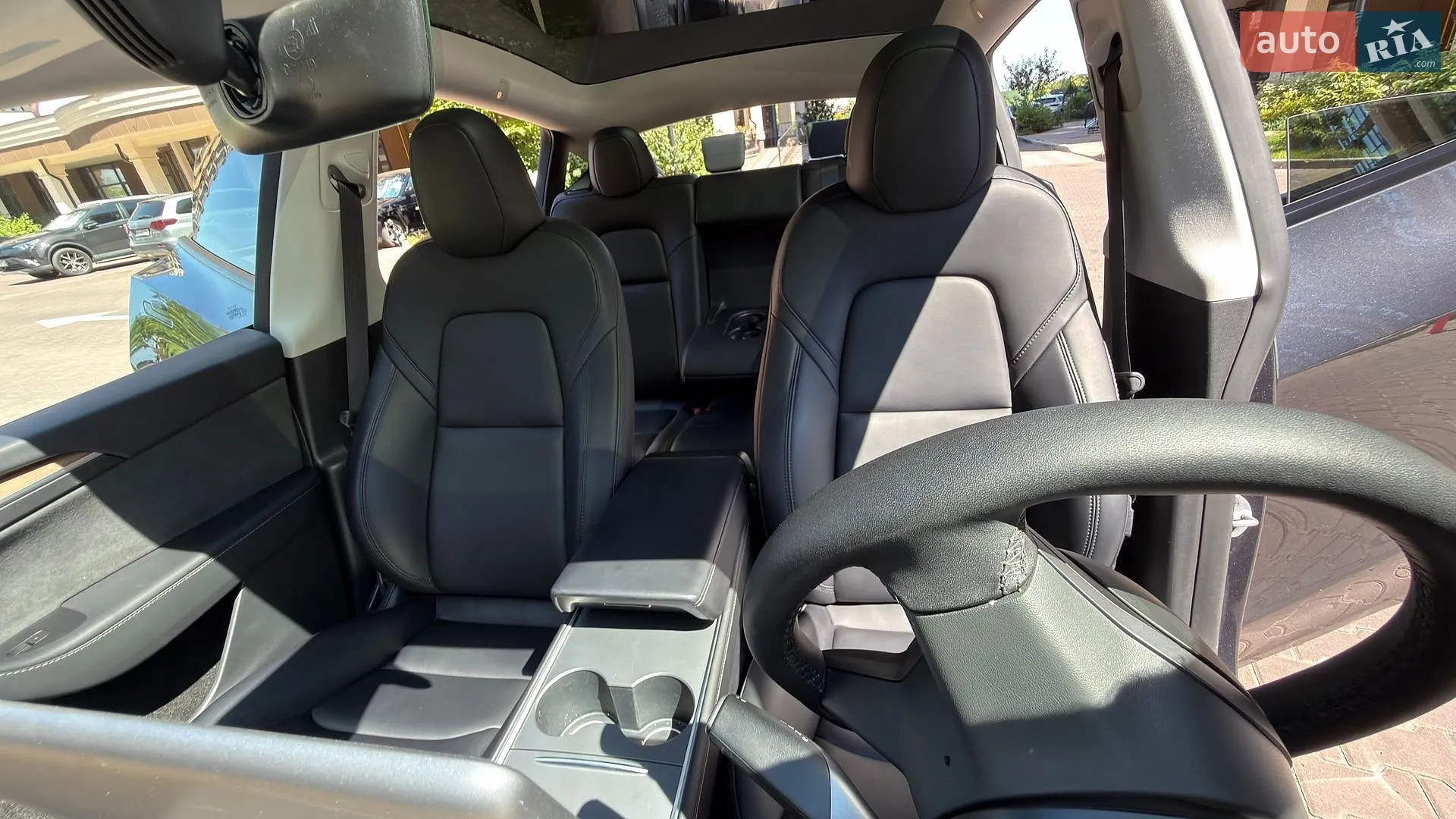 2024 Tesla Model Y - мініатюра 38