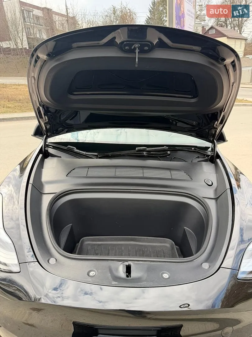 2024 Tesla Model Y - мініатюра 27