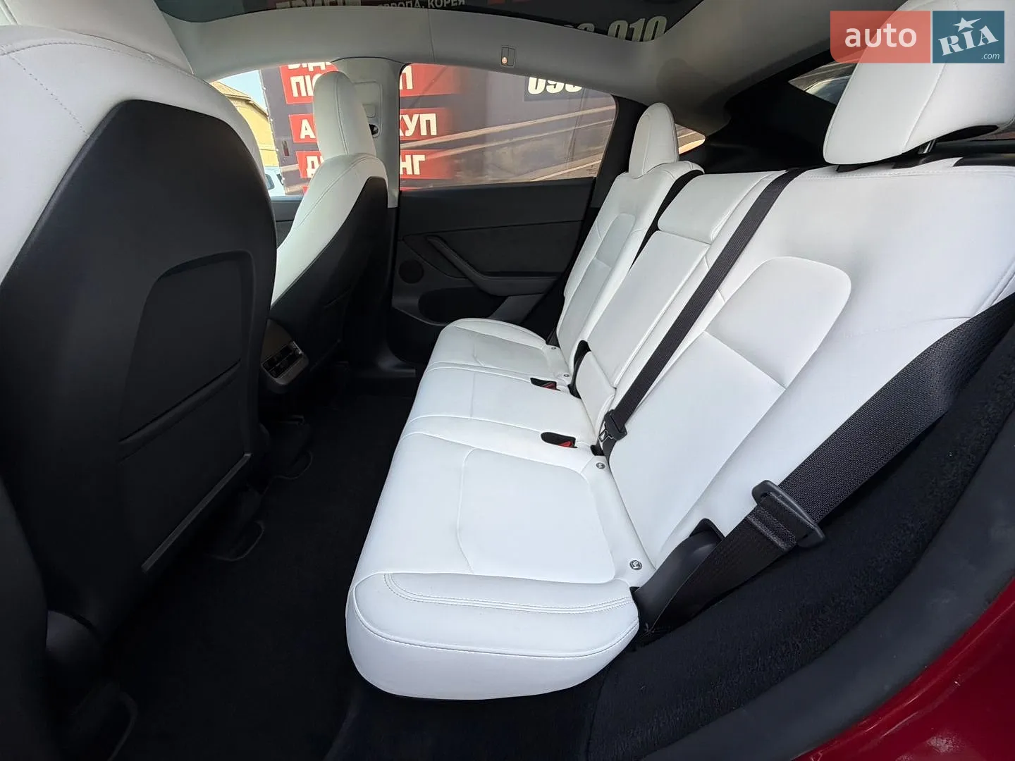 2024 Tesla Model Y - мініатюра 17
