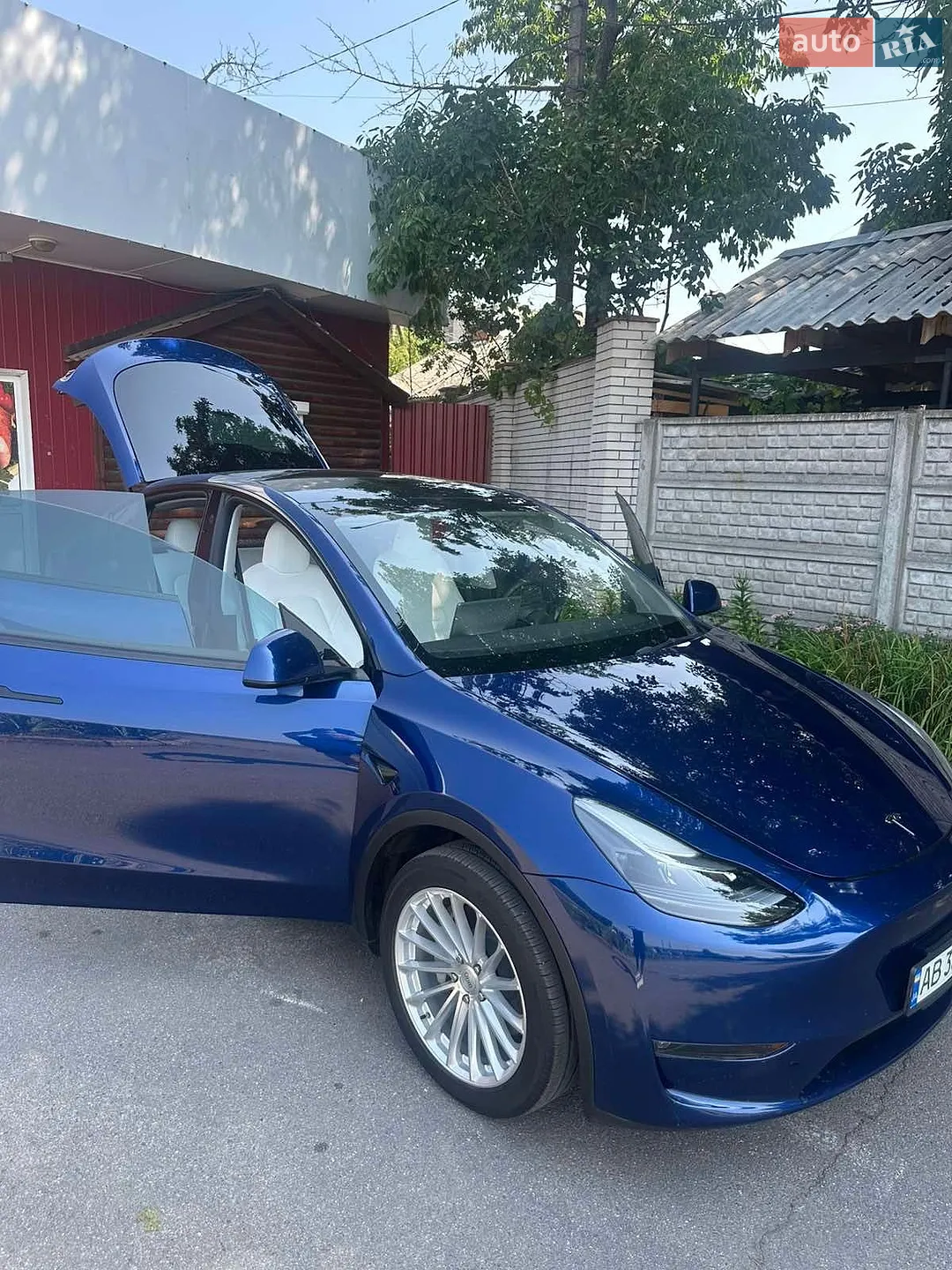 2023 Tesla Model Y - мініатюра 5
