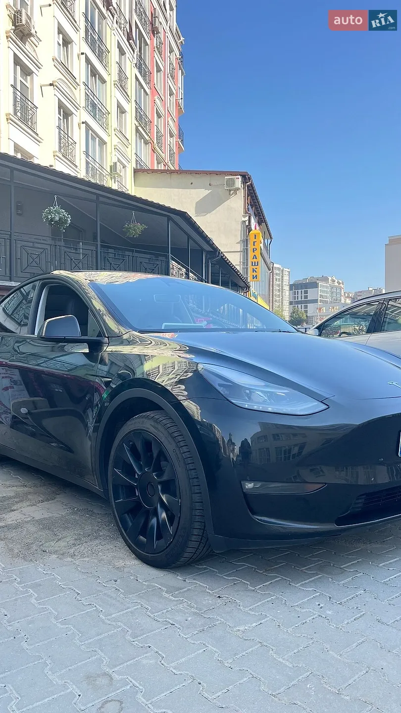 2023 Tesla Model Y - мініатюра 3