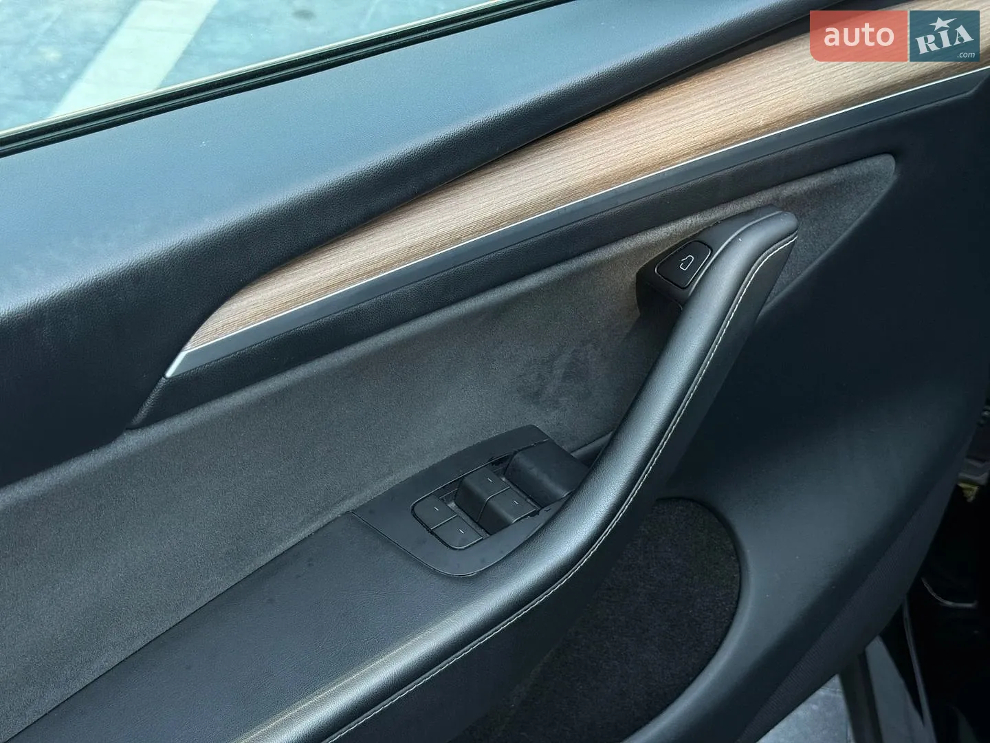 2023 Tesla Model Y - мініатюра 9