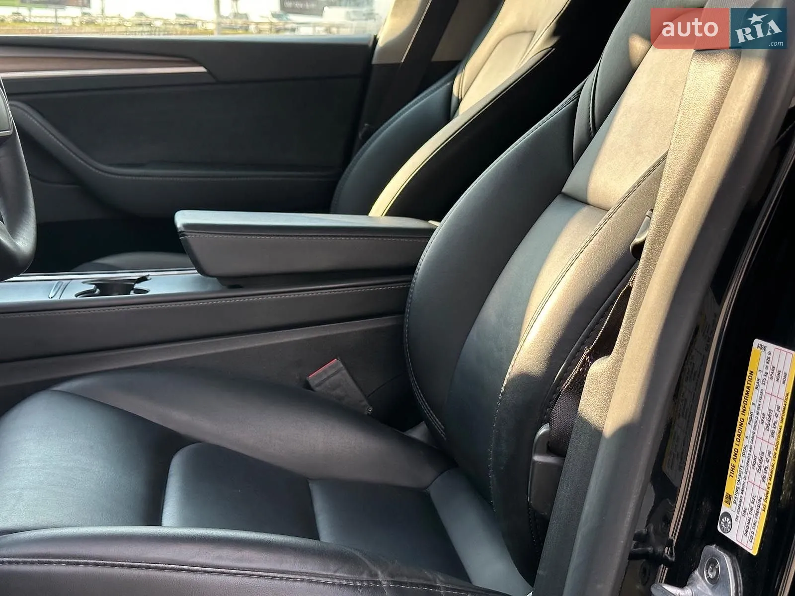 2024 Tesla Model Y - мініатюра 15