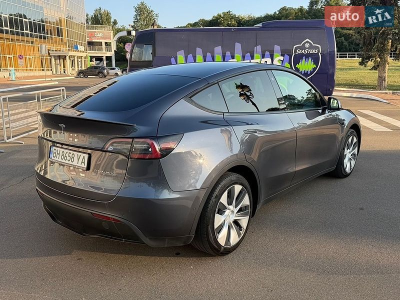 Внедорожник / Кроссовер Tesla Model Y 2021 в Одессе