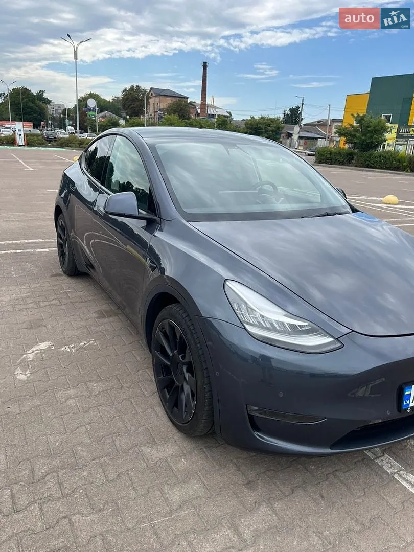 2021 Tesla Model Y - мініатюра 3
