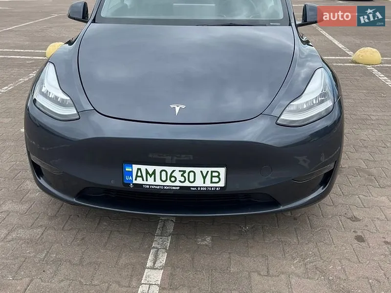 Tesla Model Y