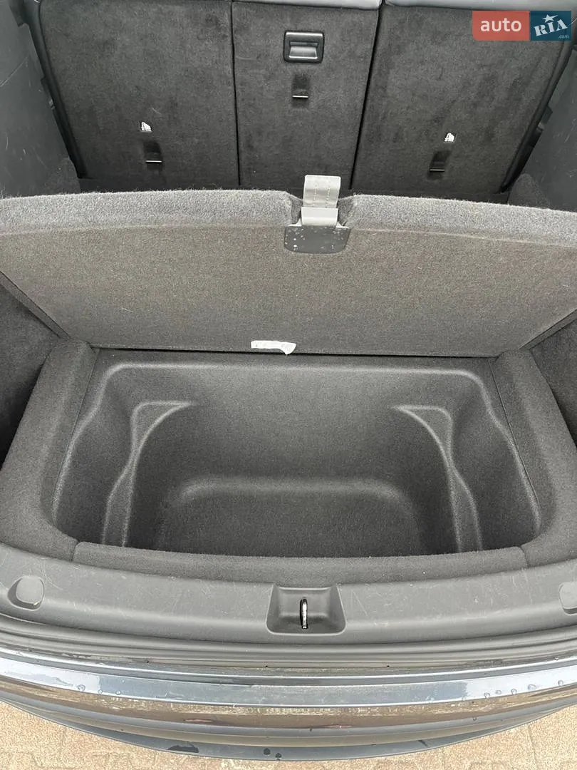 2021 Tesla Model Y - мініатюра 10