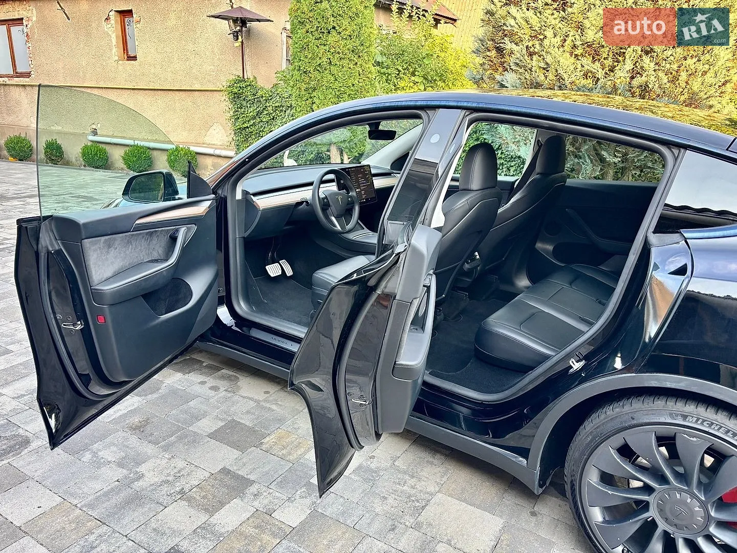2023 Tesla Model Y - мініатюра 9
