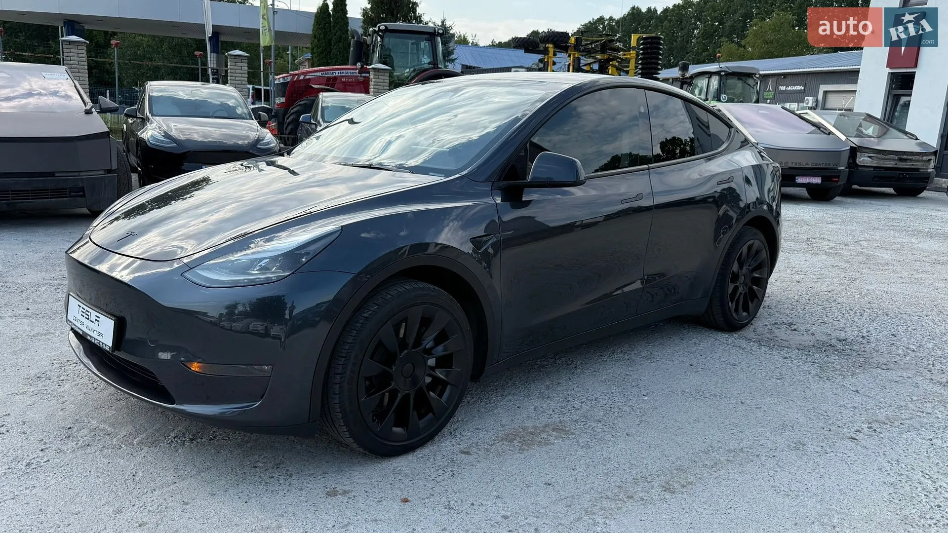 2024 Tesla Model Y - мініатюра 8
