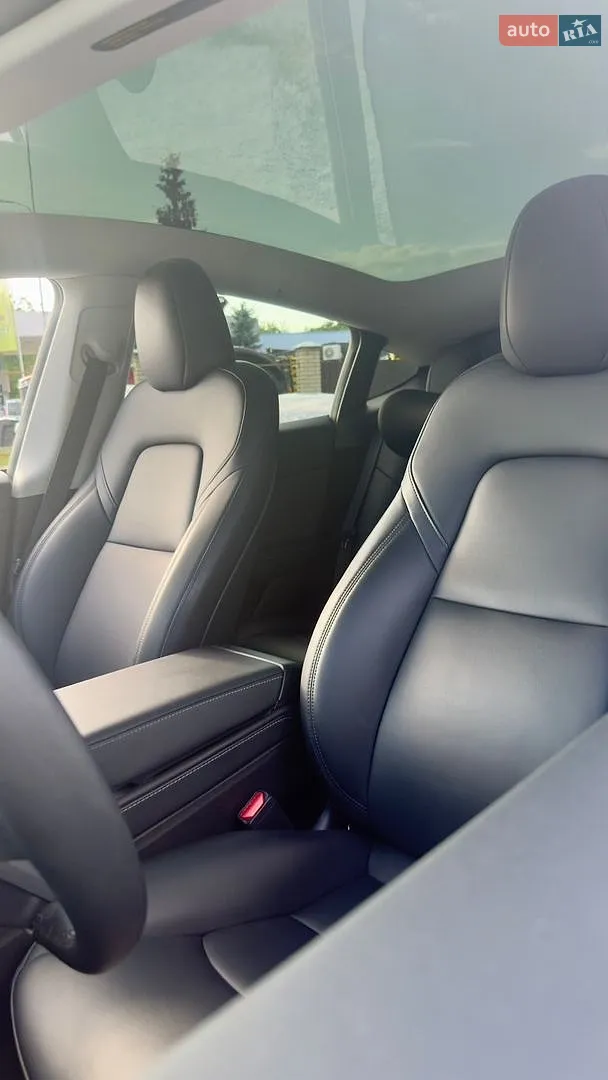 2024 Tesla Model Y - мініатюра 22