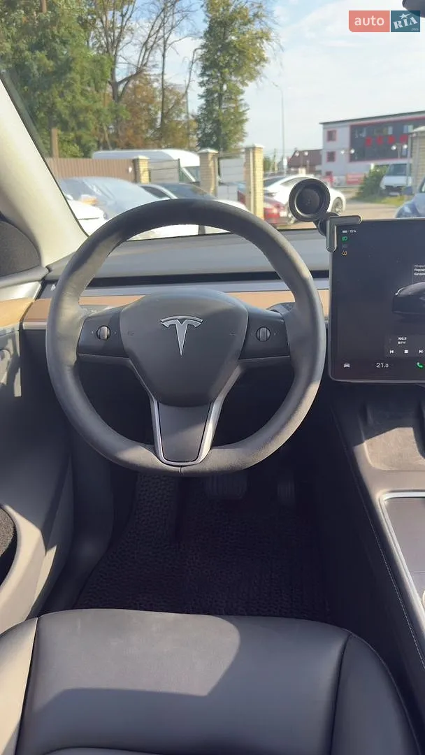 2024 Tesla Model Y - мініатюра 27