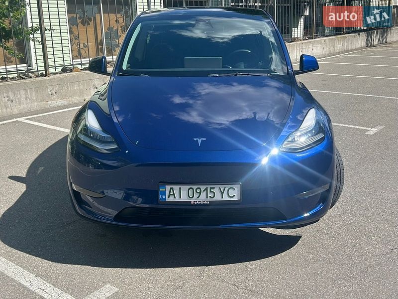 Внедорожник / Кроссовер Tesla Model Y 2023 в Киеве
