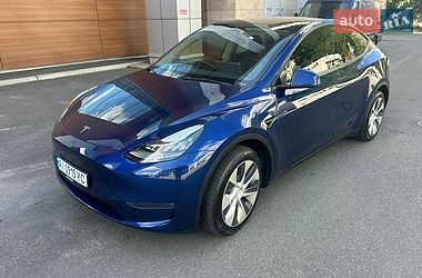 Внедорожник / Кроссовер Tesla Model Y 2023 в Киеве