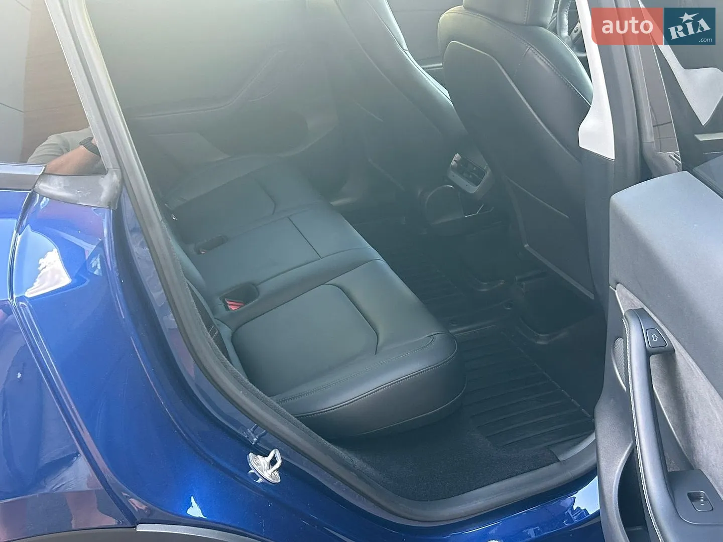 2023 Tesla Model Y - мініатюра 21