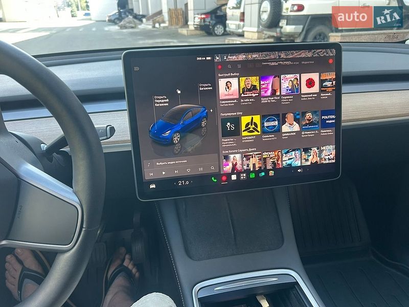 Внедорожник / Кроссовер Tesla Model Y 2023 в Киеве