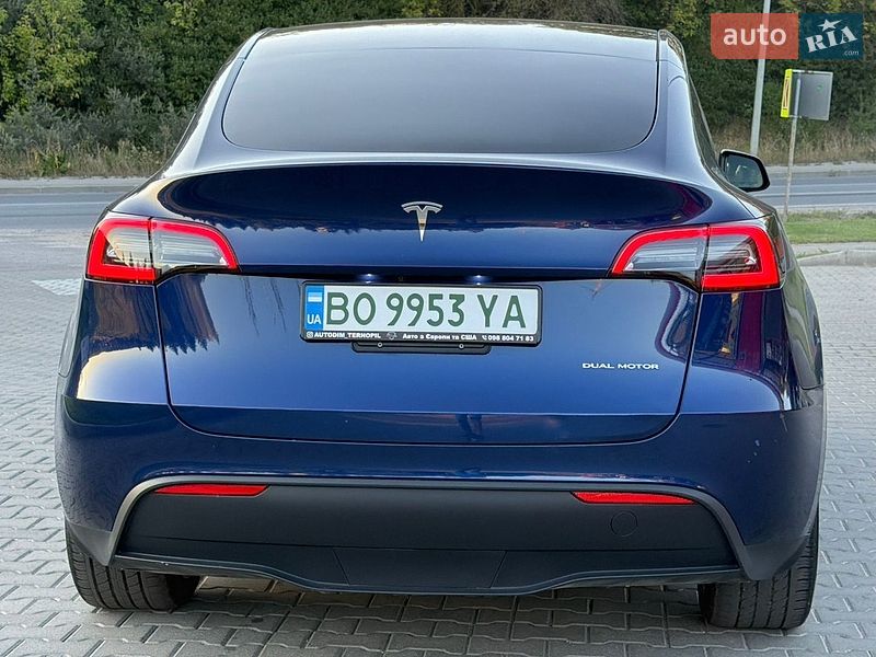 Внедорожник / Кроссовер Tesla Model Y 2023 в Тернополе