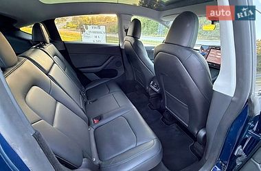 Внедорожник / Кроссовер Tesla Model Y 2023 в Тернополе