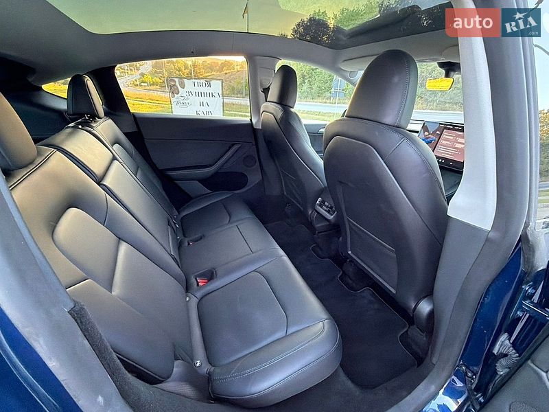 Внедорожник / Кроссовер Tesla Model Y 2023 в Тернополе