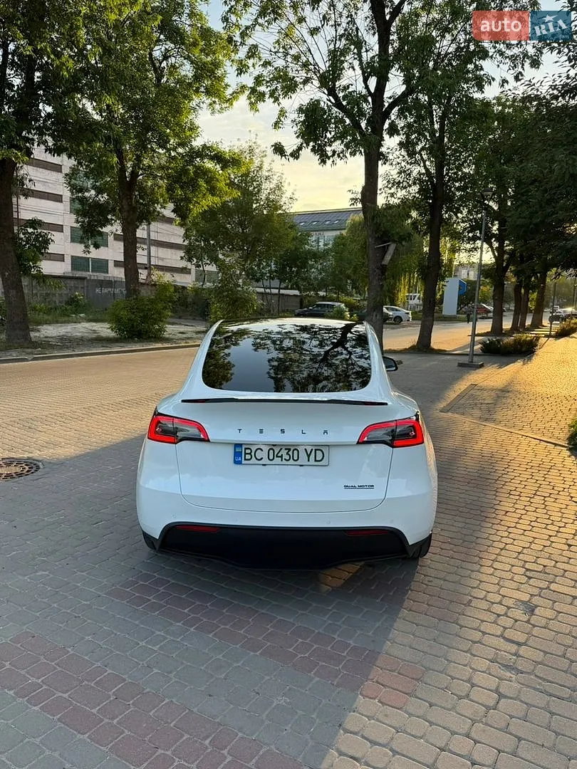 2022 Tesla Model Y - мініатюра 11