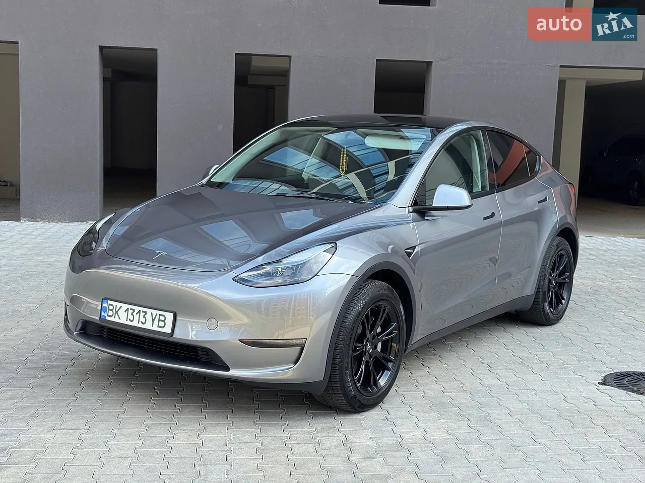 2024 Tesla Model Y - мініатюра 21