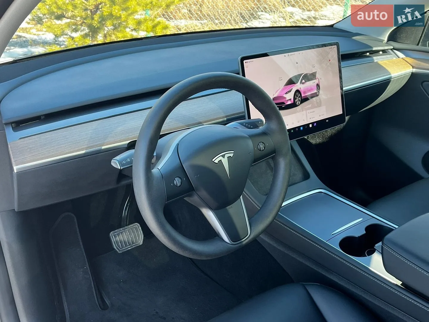 2024 Tesla Model Y - мініатюра 10