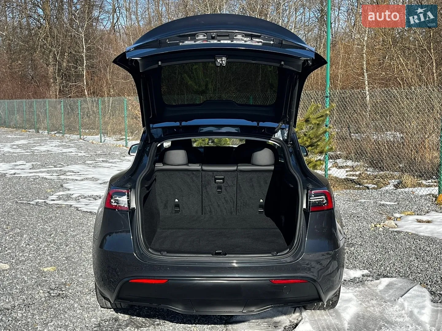 2024 Tesla Model Y - мініатюра 9