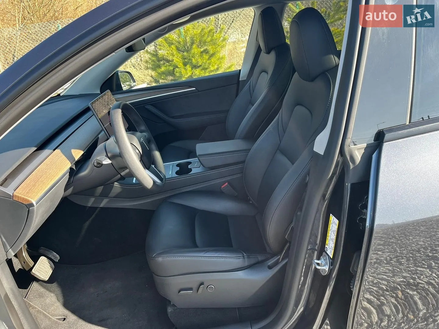 2024 Tesla Model Y - мініатюра 14