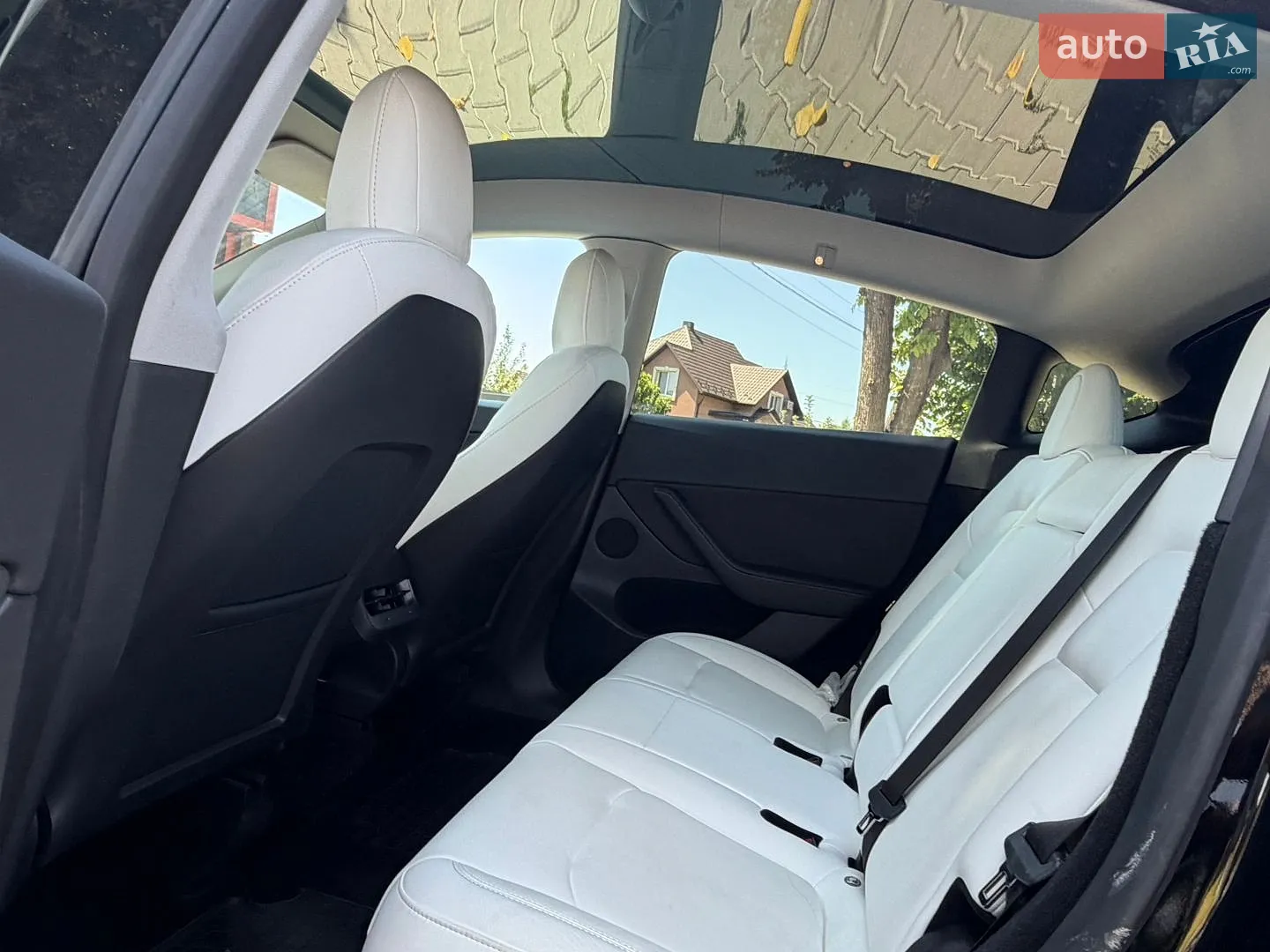 2022 Tesla Model Y - мініатюра 18