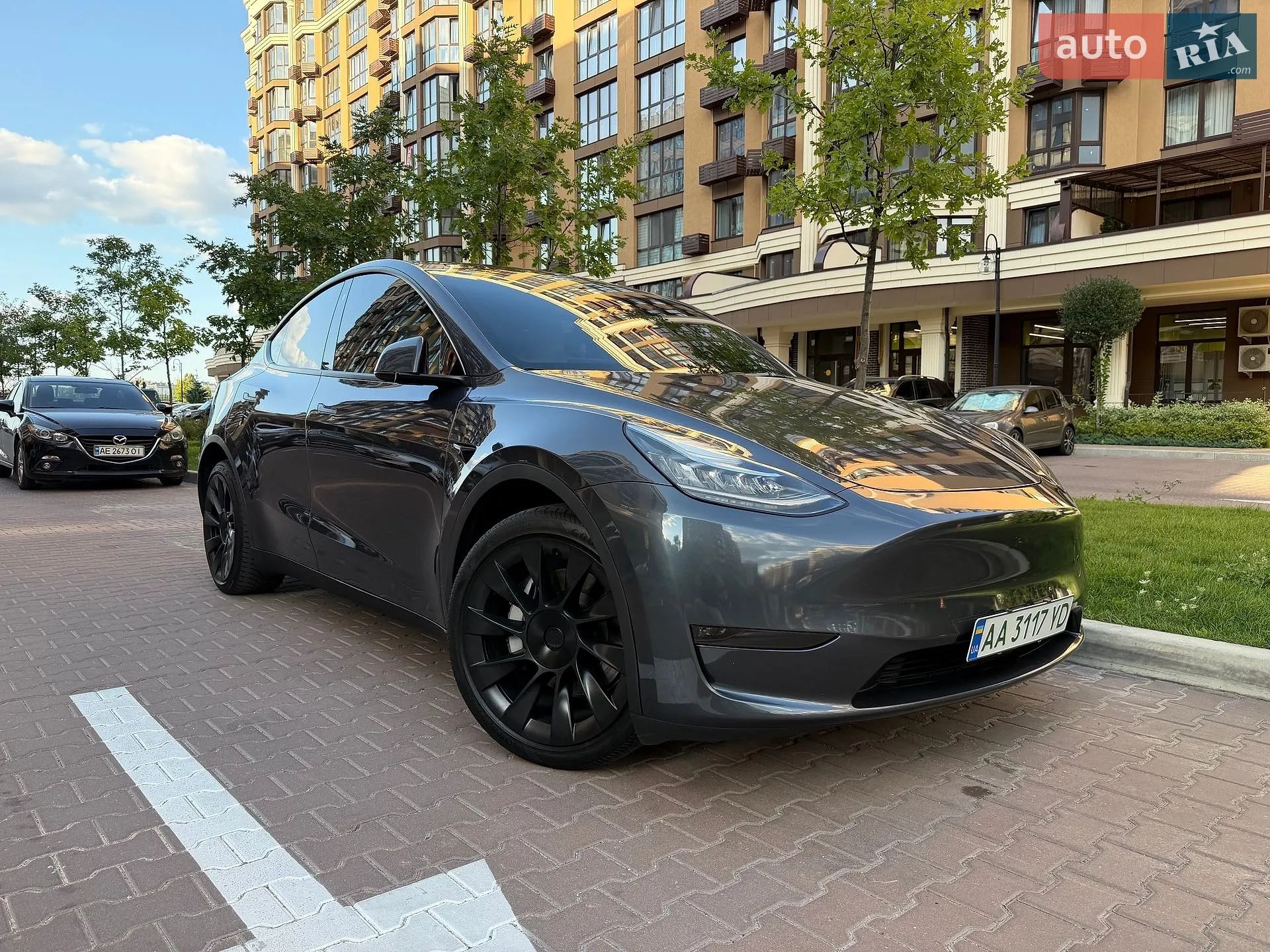2022 Tesla Model Y - фото 1