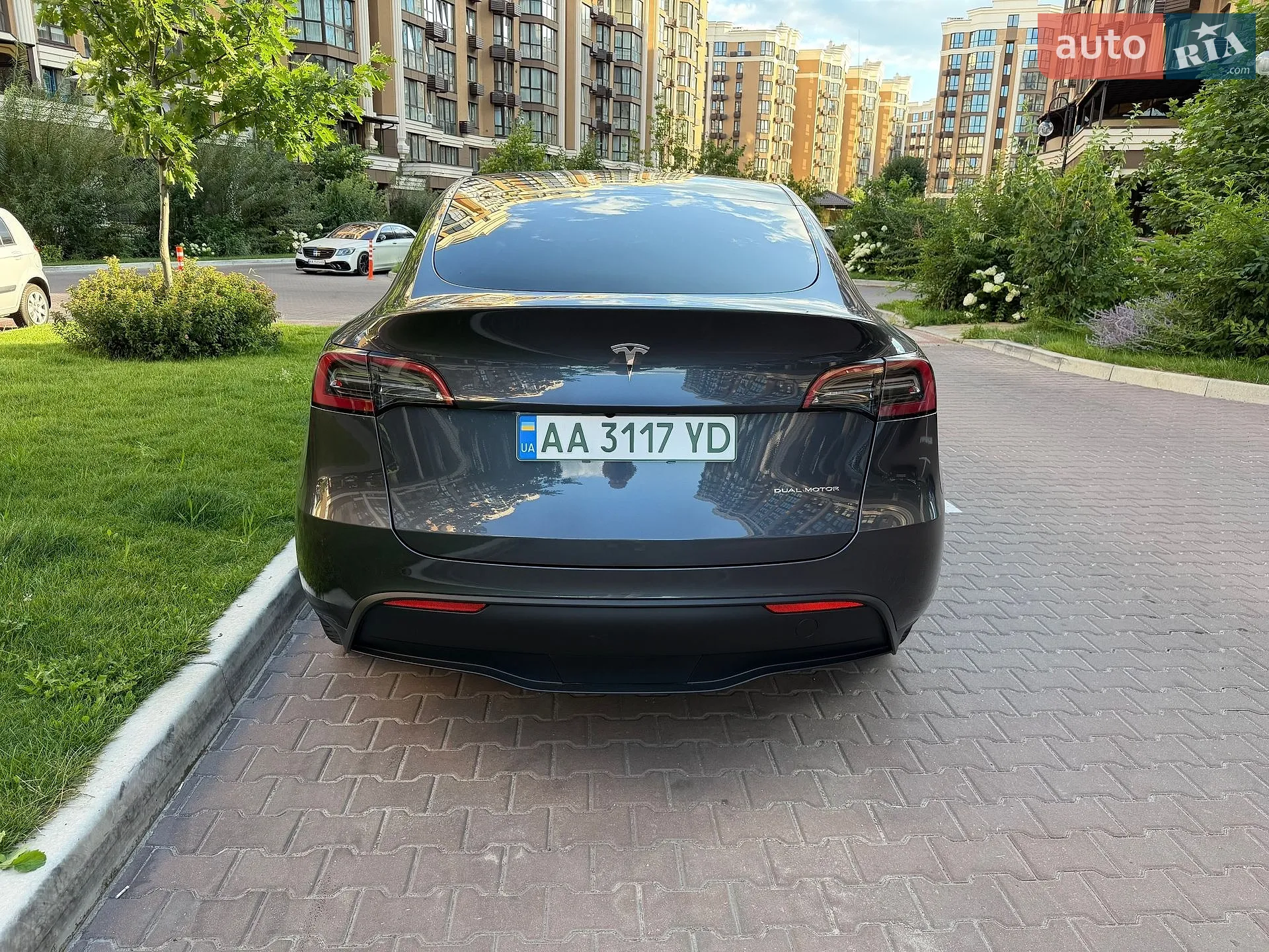 2022 Tesla Model Y - мініатюра 11