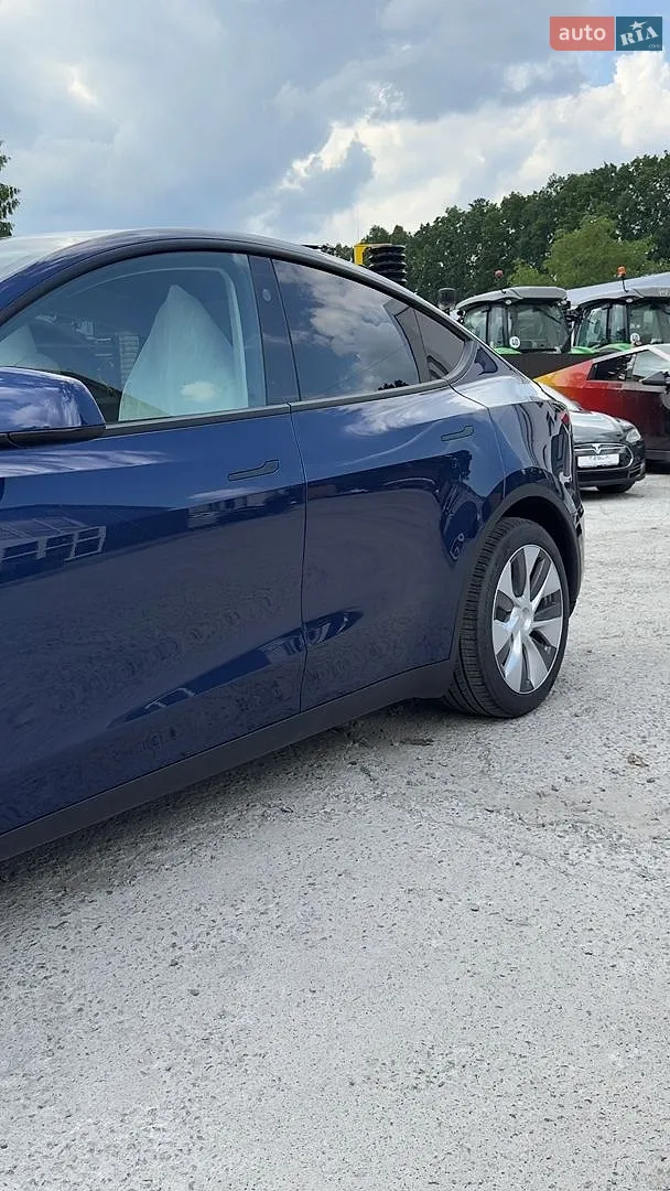 2024 Tesla Model Y - мініатюра 19