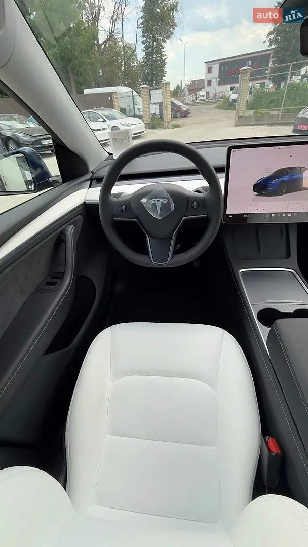 2024 Tesla Model Y - мініатюра 27