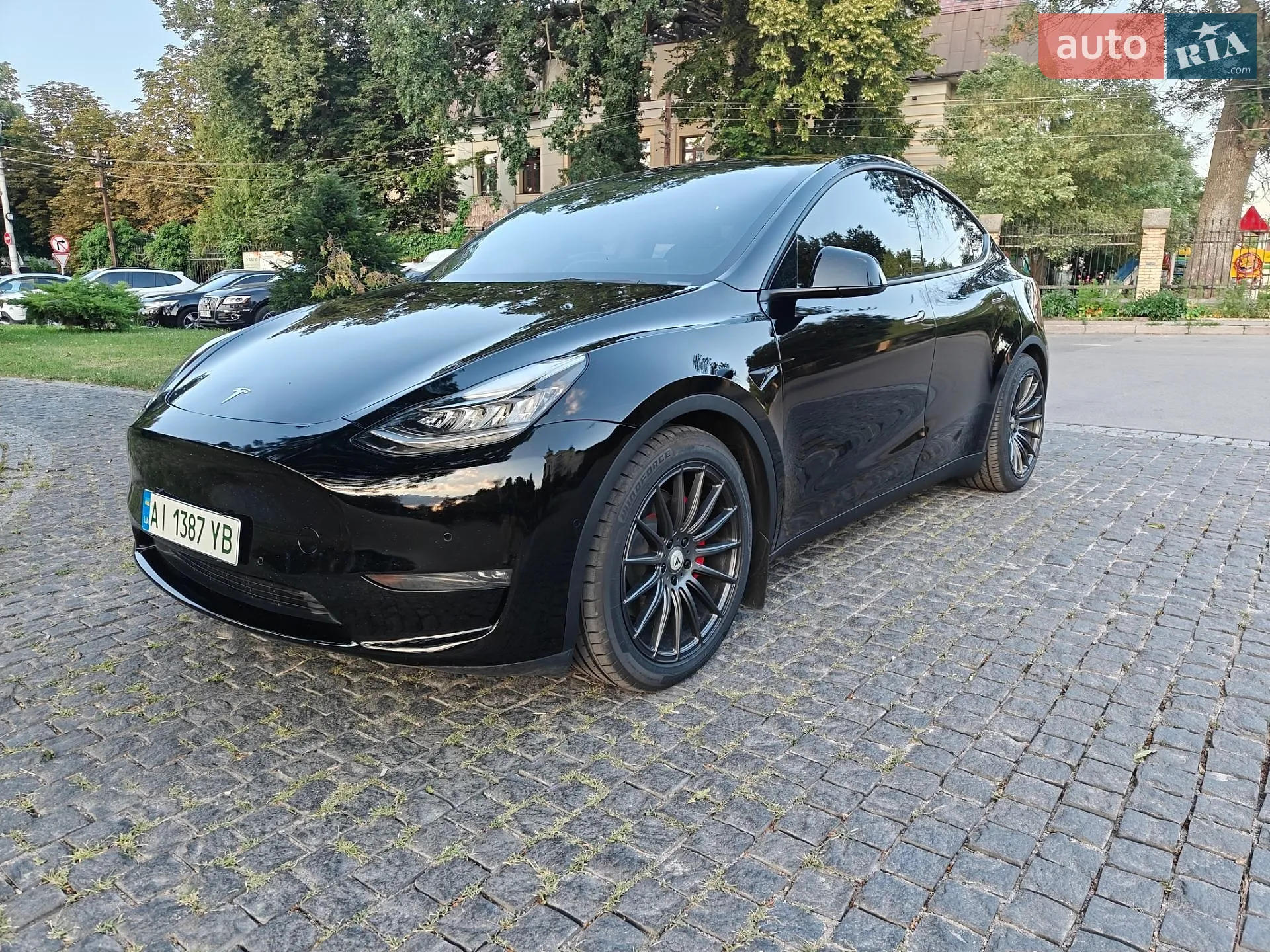 2021 Tesla Model Y - мініатюра 4