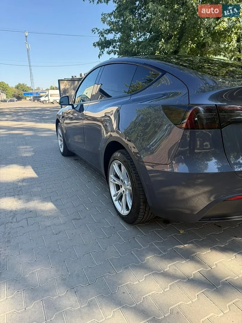 2022 Tesla Model Y - мініатюра 4