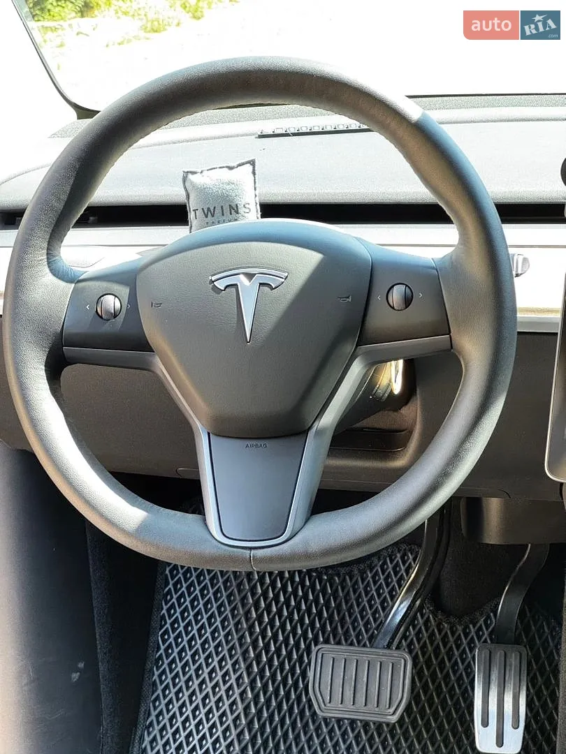 2022 Tesla Model Y - мініатюра 12