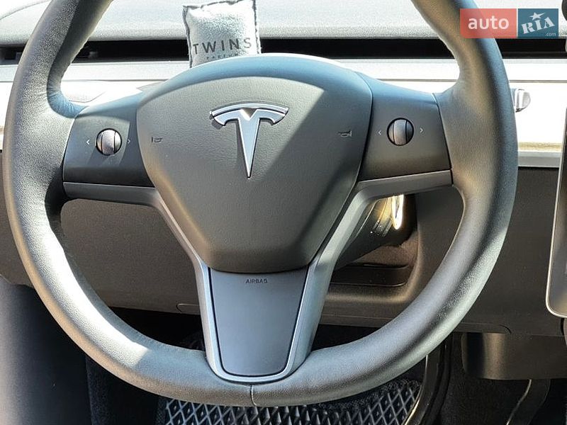 Внедорожник / Кроссовер Tesla Model Y 2022 в Киеве фото 12 Внедорожник / Кроссовер Tesla Model Y 2022 в Киеве