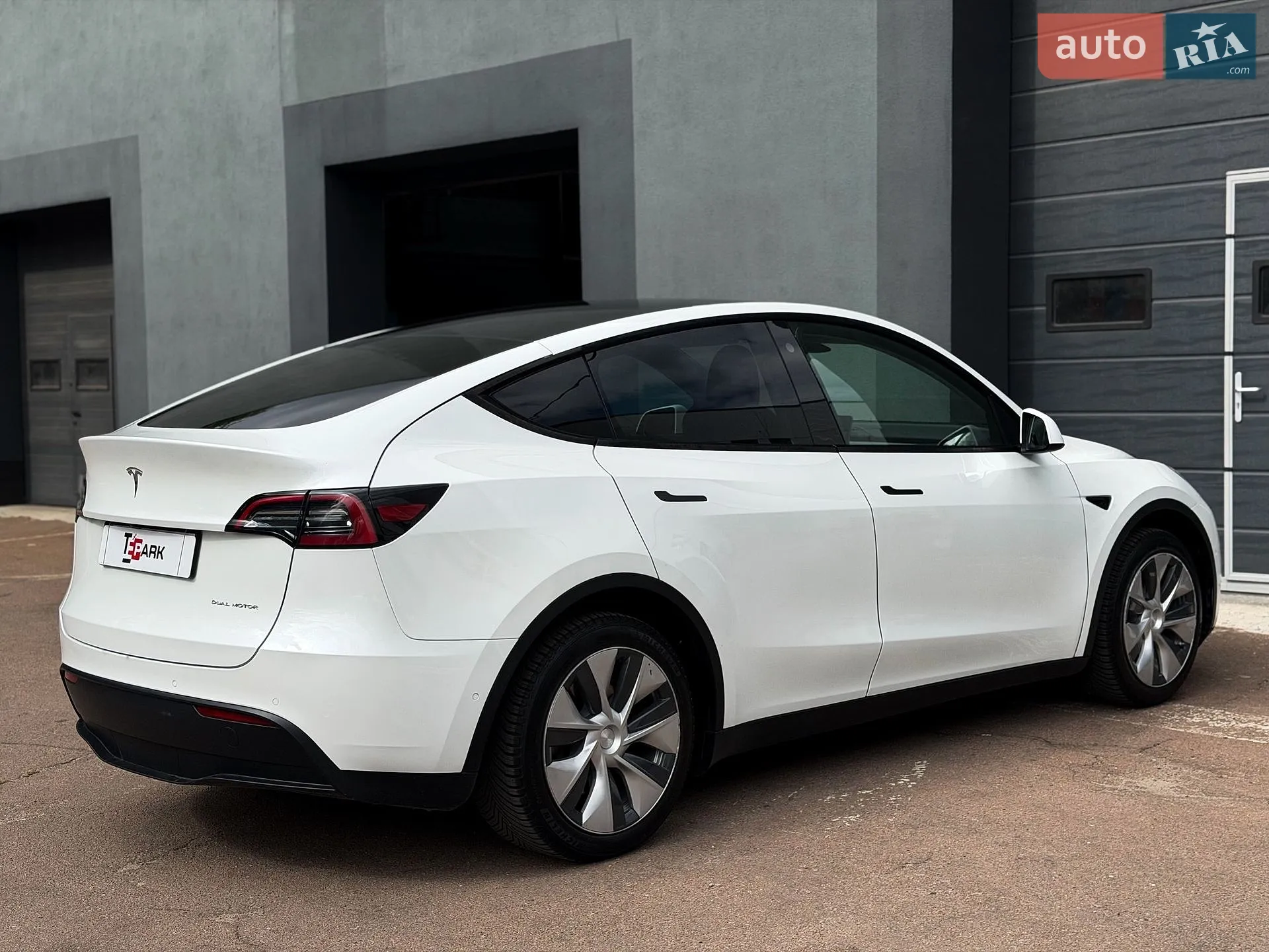2022 Tesla Model Y - мініатюра 10