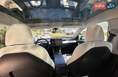 Внедорожник / Кроссовер Tesla Model Y 2020 в Черновцах