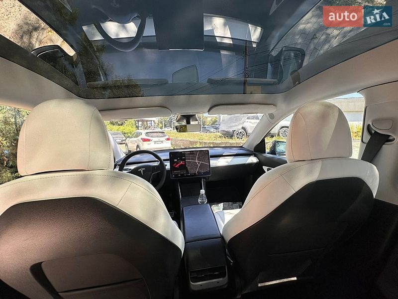 Внедорожник / Кроссовер Tesla Model Y 2020 в Черновцах