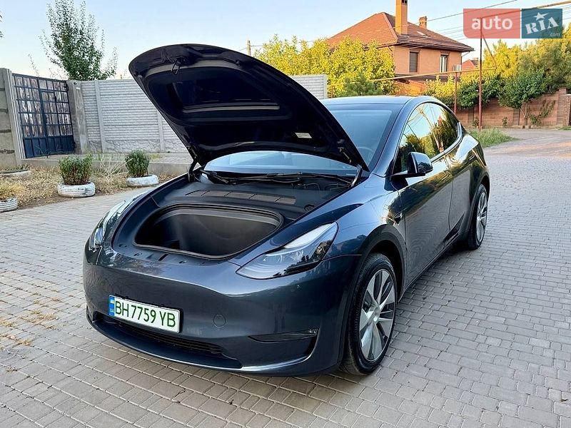 Внедорожник / Кроссовер Tesla Model Y 2023 в Одессе