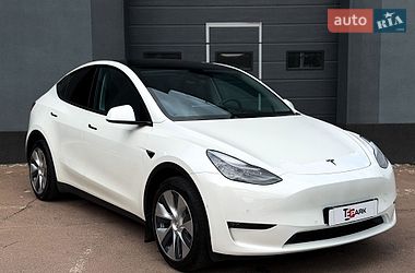 Внедорожник / Кроссовер Tesla Model Y 2022 в Киеве