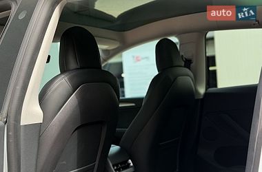 Внедорожник / Кроссовер Tesla Model Y 2022 в Киеве