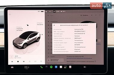 Внедорожник / Кроссовер Tesla Model Y 2022 в Киеве