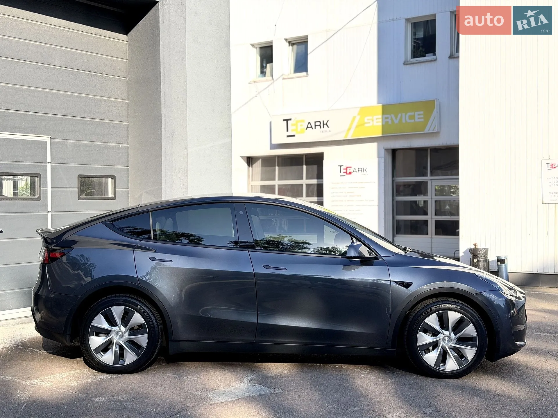 2022 Tesla Model Y - мініатюра 10