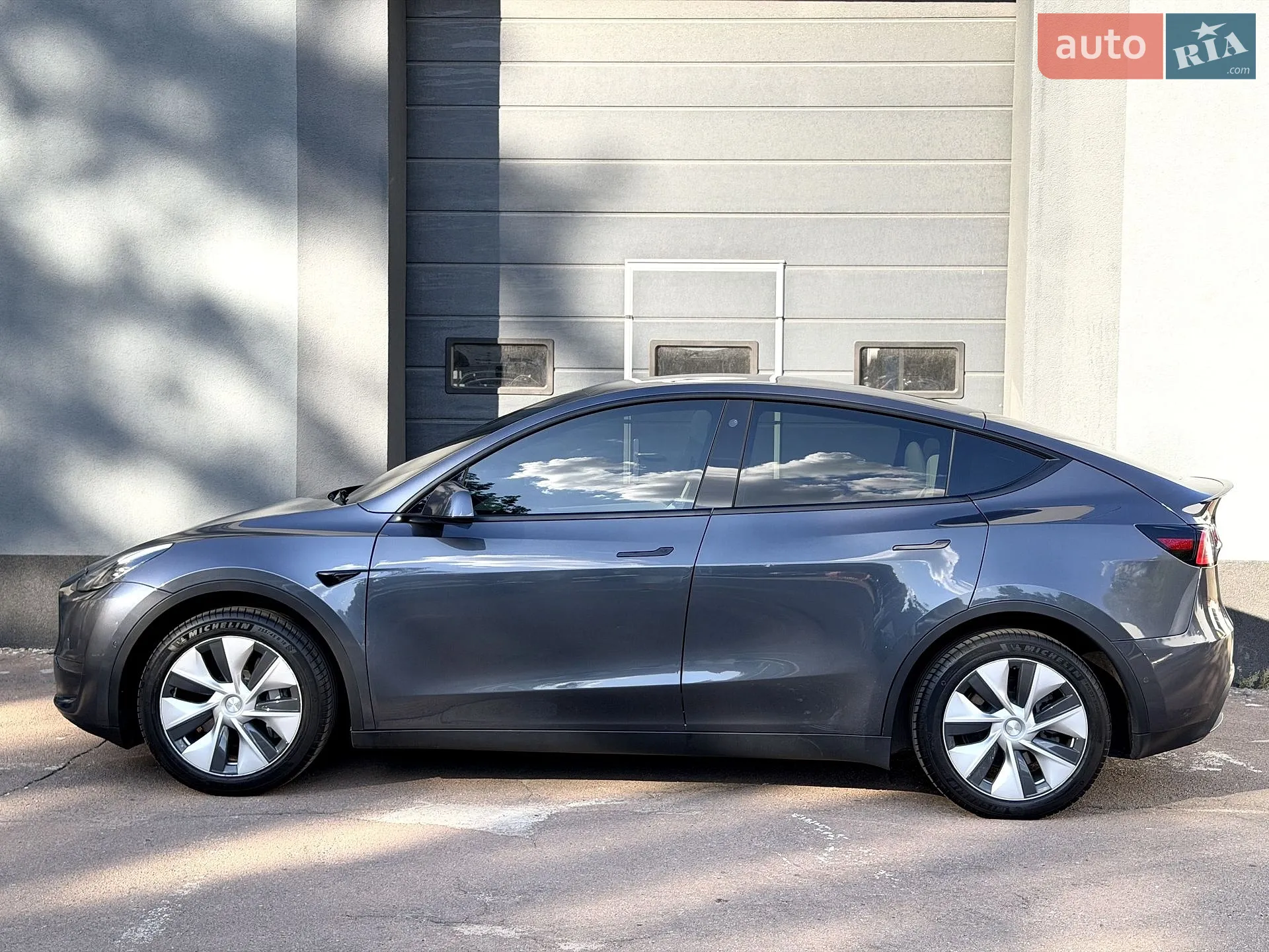 2022 Tesla Model Y - мініатюра 5