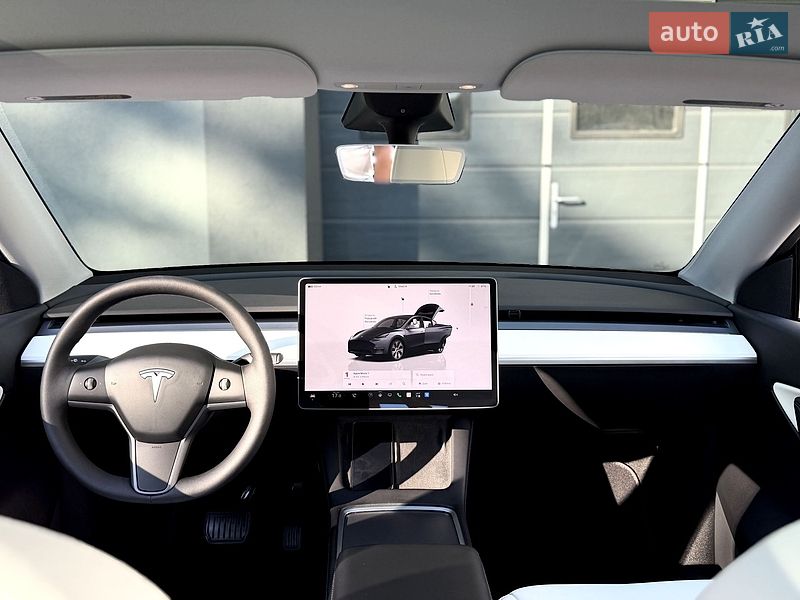 Позашляховик / Кросовер Tesla Model Y 2022 в Києві