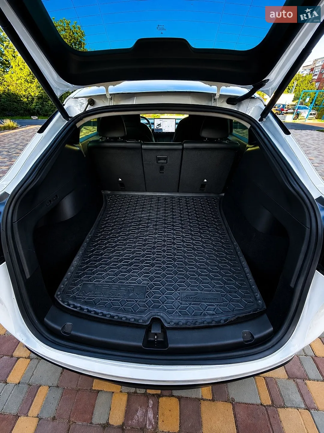 2021 Tesla Model Y - мініатюра 13